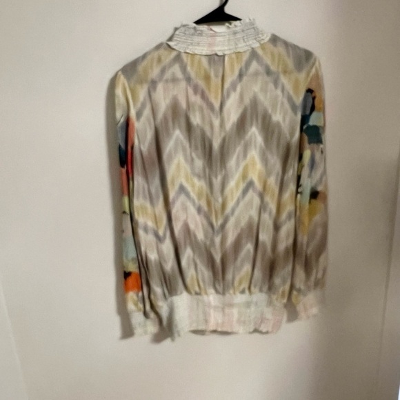 BLANK London Floral Watercolor Blouse with sequins RARE - Picture 6 of 7